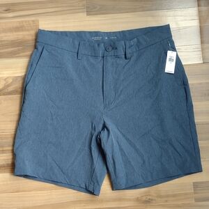 NEW Old Navy Men Active Stretch Tech Flat Front Chino Bermuda Shorts Size 32